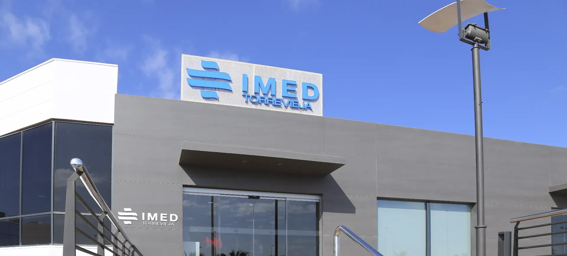fachada-imed-torrevieja.webp