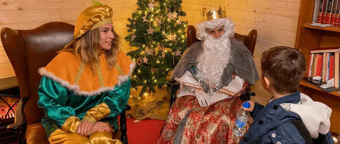 Más de 3.000 niños pasan por la Casa de la Navidad de IMED Colón